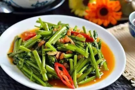 夏天常吃这个菜，胜过几副药！活血化瘀、润肠通便、降压降脂……