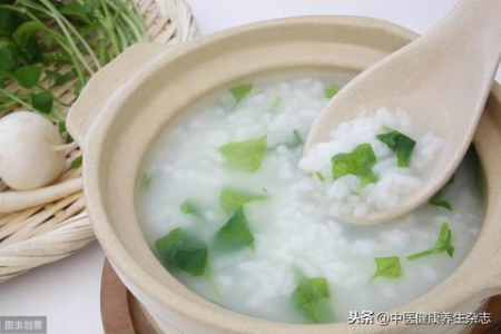 粥中加一物，堪比老参汤！隔三差五喝一碗，健脾养胃，养血安神！