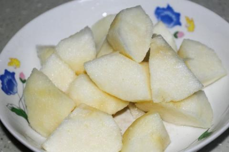 藏在身边的“止咳高手”，不是雪梨而是它！煮水喝还能滋阴润肺、清心安神