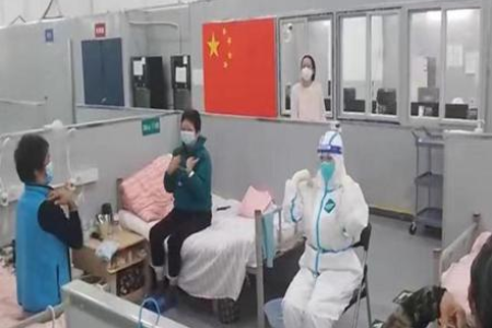 简单一个动作，每天做几遍，通经活络，调节情绪