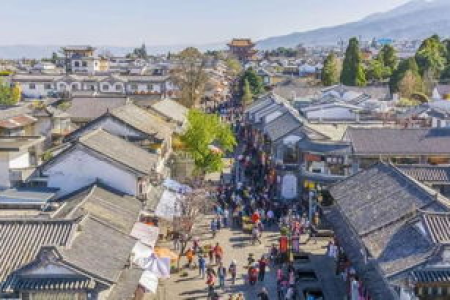 中国最适合穷游的10个地方，70岁前来一场说走就走的旅行！