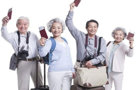 中老年旅游必带清单 | 超全整理，安心出行！
