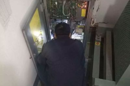 记录一次艰难的电梯监控维修