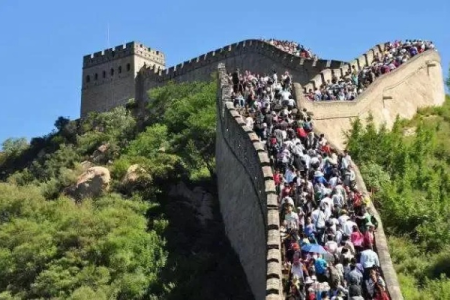 还在为国庆节人多发愁？这份人少景美旅游攻略，带你玩转假期！