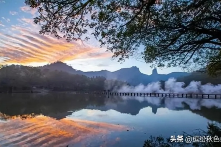 国庆期间哪里人少好玩？这份避开人潮的旅行清单，带你玩转冷门景点！