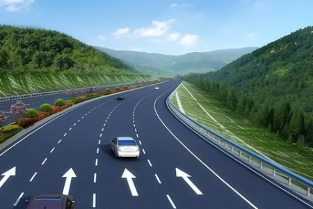 高速今天免费吗？2025年高速免费通行时间及规定