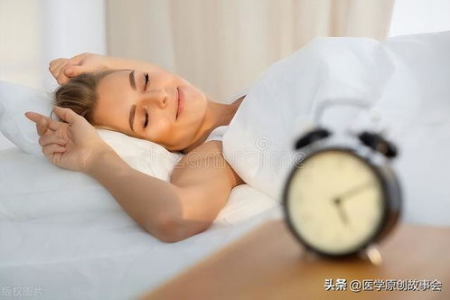 人活多久，看睡觉就知道？活得长的人，睡觉一般有这4个特征