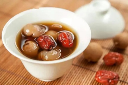 想补血安神又强身健体？试试湿桂圆的惊人功效