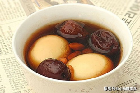 桂圆红枣煮鸡蛋的营养价值及功效，轻松提升身体免疫力