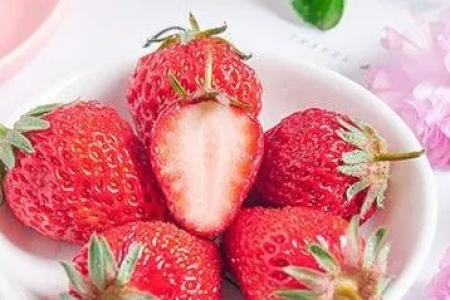 孕妇能吃草莓吗？草莓对孕妇和胎儿的影响