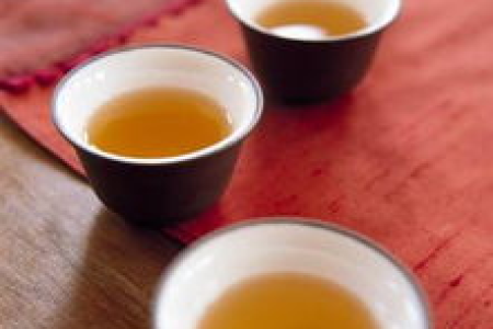 乌龙茶的保健功效及禁忌是什么？详细食用方法介绍