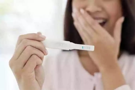 早孕试纸测怀孕几天准？妇产科医生怎么说？