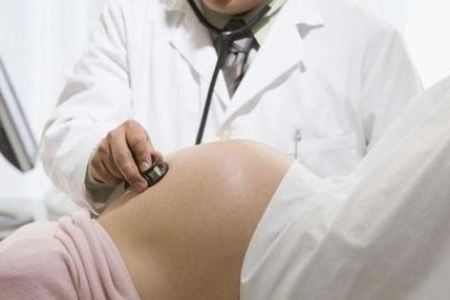妇产科孕妇快生的前几天征兆有哪些？临产前必知的几个信号