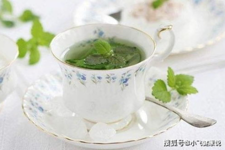 薄荷叶泡水喝对身体有什么好处？中医养生小知识