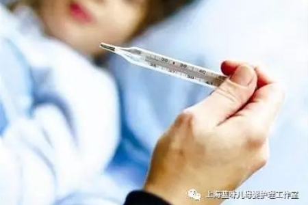 中医养生小妙招：快速解决孩子发烧手脚冰凉问题