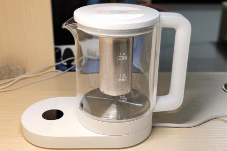 想养生又爱喝奶茶怎么办？每天喝奶茶对身体的影响有多大？