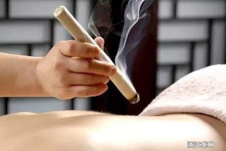 中医艾灸后怎么知道湿气排出来了？一看症状就知道！
