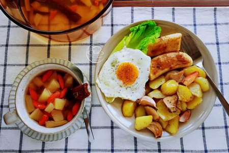 养生饮食早餐：一边吃饭一边吃水果好吗？营养师这样说