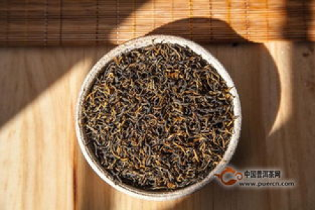中医养生：金骏眉茶的保健作用及注意事项