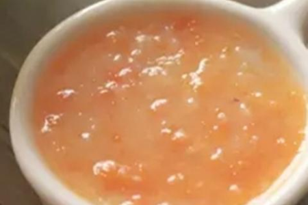 婴儿辅食添加时间表及食谱：月龄阶段辅食选择