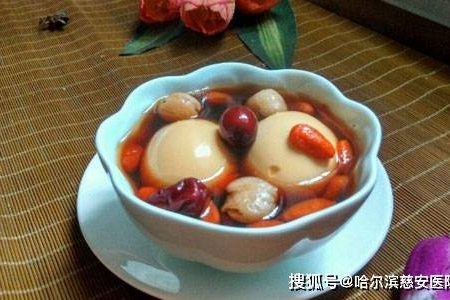 坐月子吃红糖煮鸡蛋好吗？月子餐食谱推荐