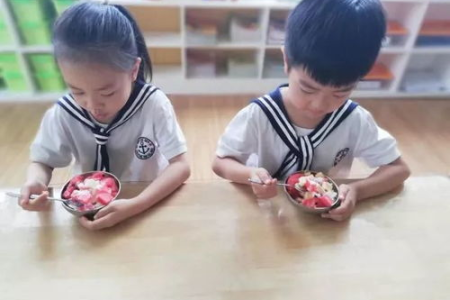 夏季儿童饮食5大原则：科学饮食，让孩子健康快乐过夏天！