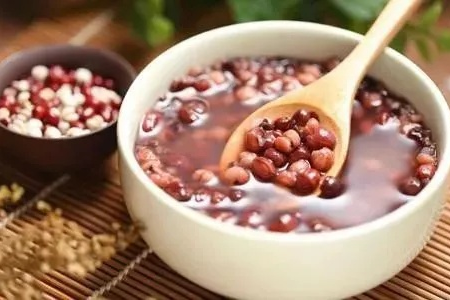 秋季红豆食疗方，排毒养颜又暖胃