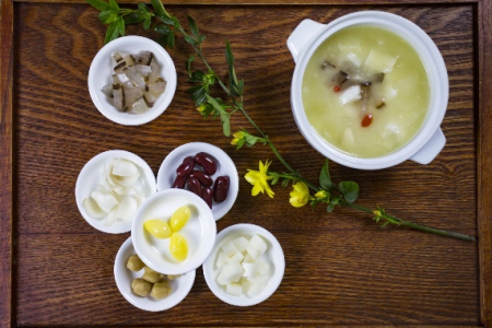 秋季养生必备：6种最适合吃的食物，让你健康过秋冬