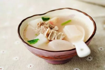 冬季温补就吃它！羊肉萝卜汤，强身健体又暖胃！