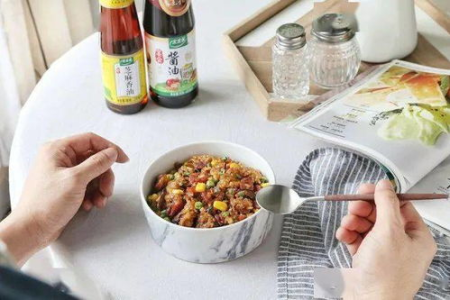 冬季调理肠胃的食物推荐：暖胃又舒服的食谱大全
