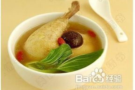夏季养生必备：几款简单易学的养心煲汤食谱