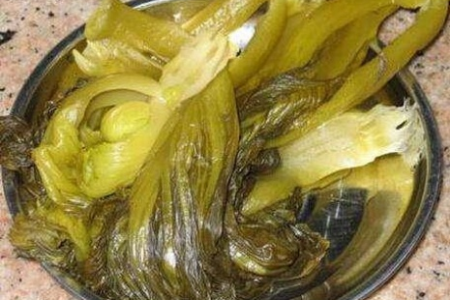 夏天没胃口？试试吃酸菜，好处多多让你食欲大增！