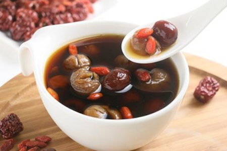 大枣桂圆秋季养生功效？适合哪些人群食用？