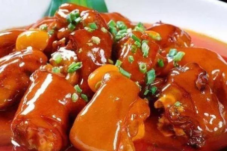 秋天别错过！教你几道简单好吃的秋季猪蹄料理