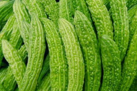 夏季上火别怕，多吃点苦瓜抵热，让你远离暑热烦恼！