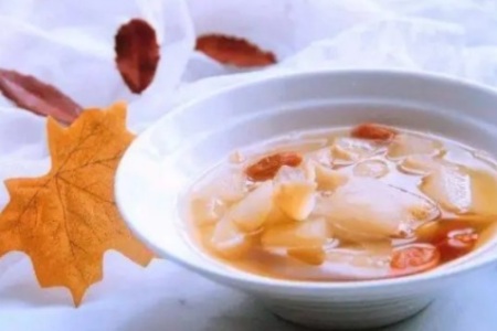 秋分养生饮食篇：告别秋燥，秋分养生食谱及食疗方法