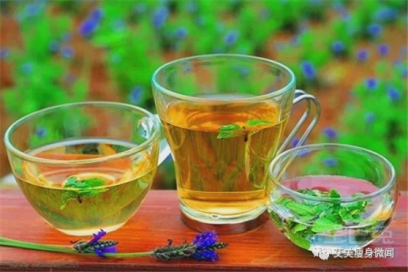 夏季消暑饮茶技巧：轻松避开饮茶误区