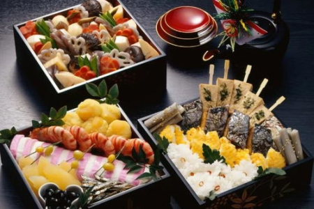 日本人元旦吃什么？传统食物和新年习俗详解