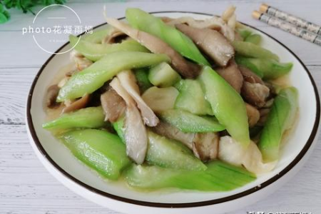 想在秋季拥有白皙肌肤？看看这些美白食物推荐