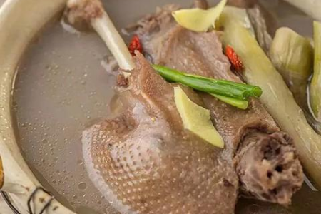 秋季饮食健康准则：吃出好身体，告别秋燥小秘诀