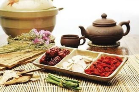 干燥秋季你的皮肤需要什么？秋季养生食疗秘籍