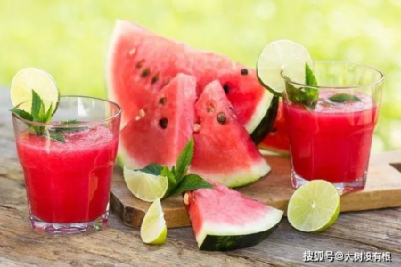 夏季食物推荐：高温天吃什么才健康又美味？
