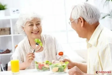 夏季老人饮食需要注意什么？十大问题帮你轻松避坑