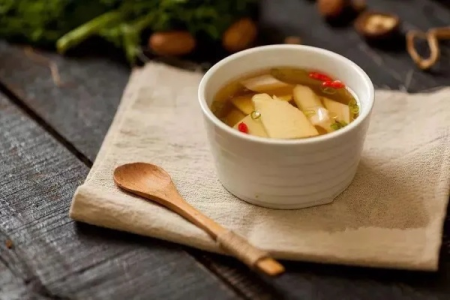 春季食疗大全：简单食谱助你轻松养生