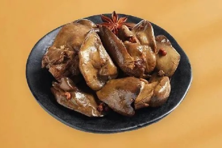 春季养肝秘诀：鸡鸭肝保肝功效显著