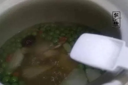 春季阴冷潮湿，一碗胡椒汤暖身驱寒，提升免疫力！
