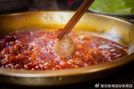 冬季吃火锅要注意什么？避免烫伤和肠胃不适的火锅食用指南