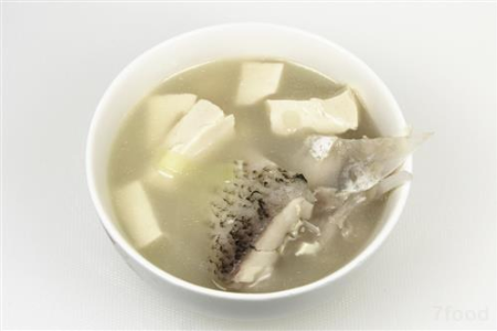 秋季御寒饮食做法推荐：几道简单美味食谱，让你暖和过冬