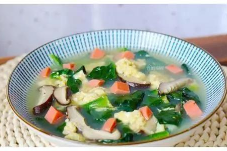 夏天减肥食谱推荐：吃这些，轻松瘦出好身材！