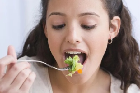 秋季控制饮食来减肥的技巧有哪些简单实用方法